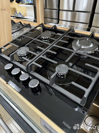 Газовая варочная поверхность Haier HHX-G64CWB
