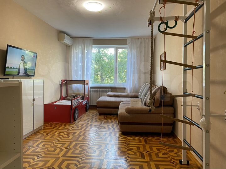 2-к. квартира, 52 м², 2/5 эт.