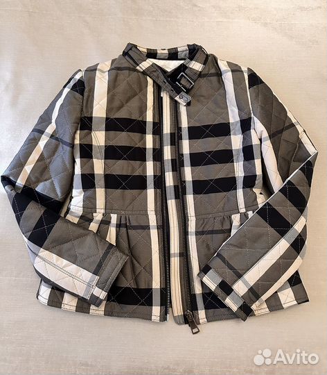 Burberry куртка на девочку