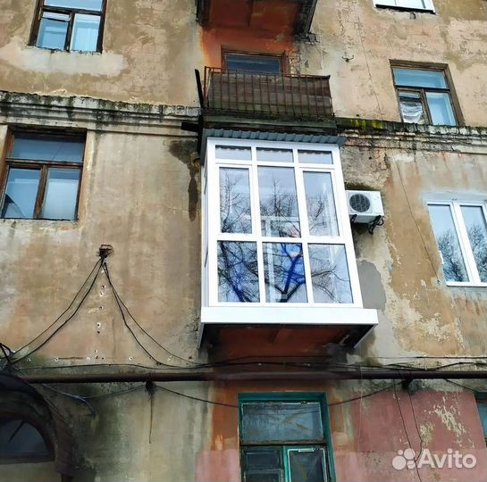 Пластиковый балкон с установкой