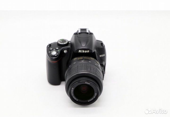 Зеркальный фотоаппарат