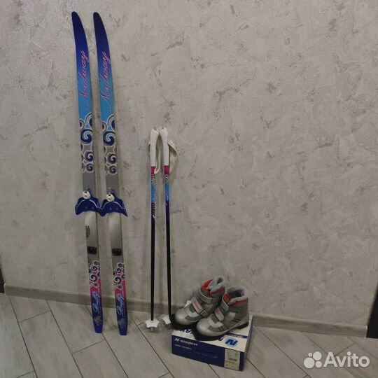Лыжи детские 130 с ботинками 32