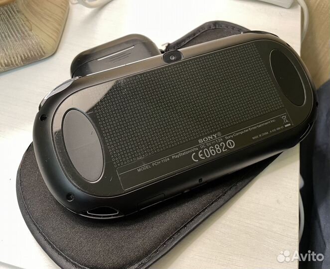 Sony PS Vita fat 1104 прошитая