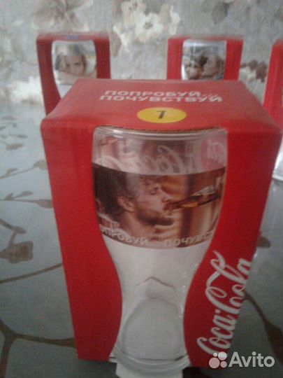 Стаканы кока-кола