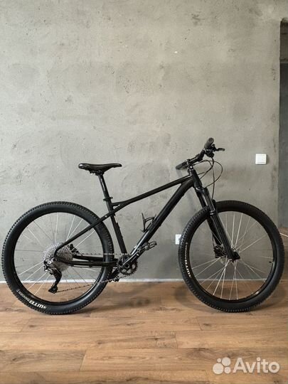 Велосипед GT avalanche expert M