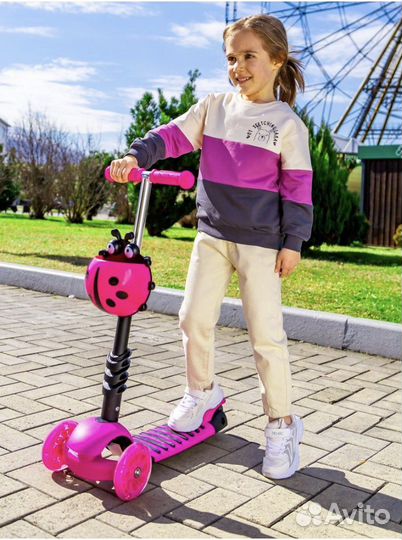 Самокат-трансформер трехколёсный