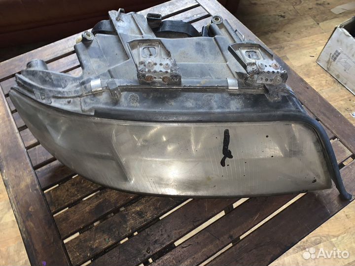 Фара правая audi a6 c5 до рест