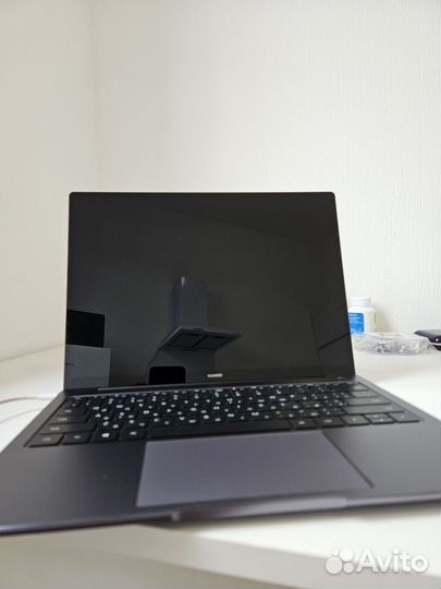 Ультрабук huawei MateBook 14 klvl-W56W