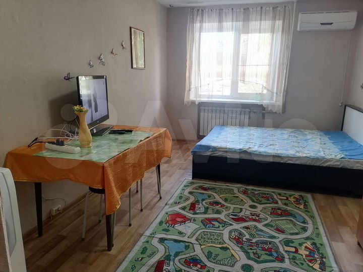 Комната 18 м² в 1-к., 2/4 эт.