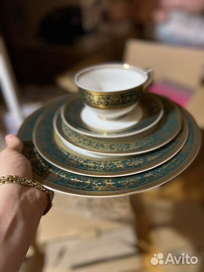 Столовый сервиз новый