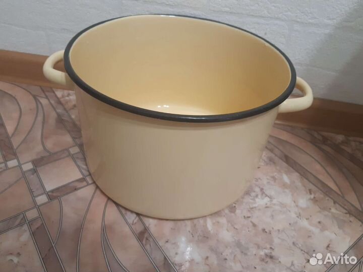 Кастрюля эмалированная 7л