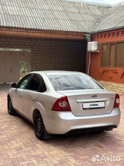 Ford Focus 2.0 МТ, 2009, 250 000 км