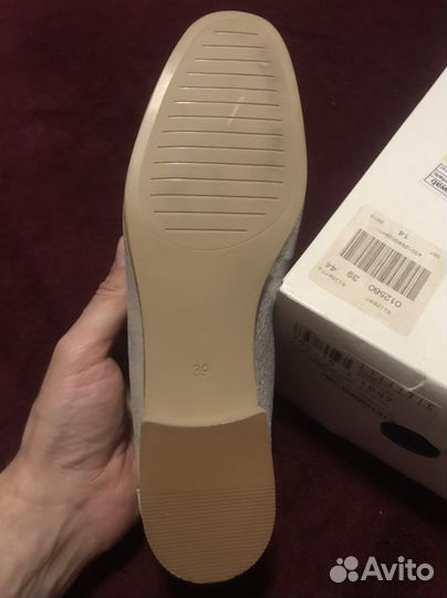 Стильные женские туфли кожаные р 39 серебристые