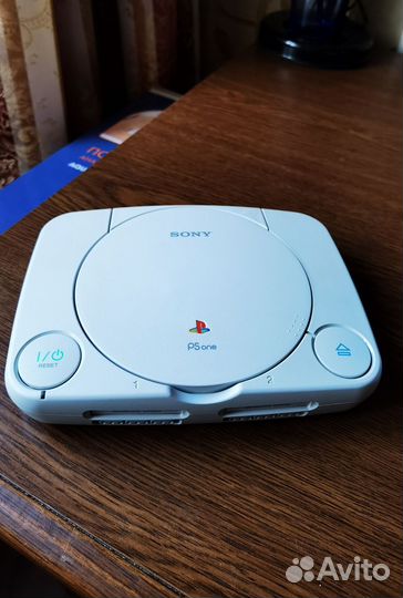 Sony PlayStation 1 slim + игры +аксессуары