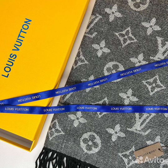 Шарф палантин Louis Vuitton тёплый