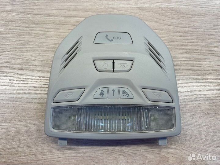 Плафон освещения салона передний LADA X-Ray