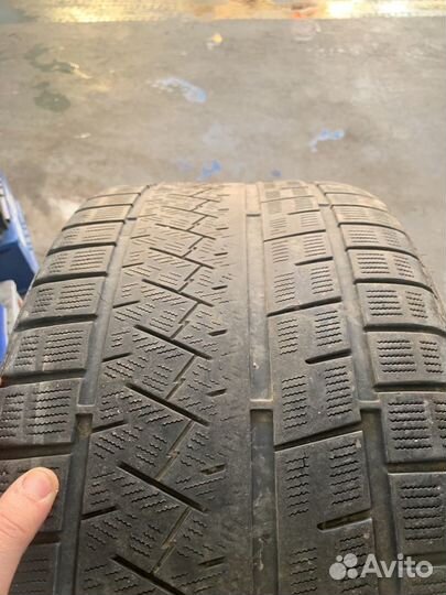 Triangle Snowlink TWT02 245/45 R19 и 275/40 R40 102H