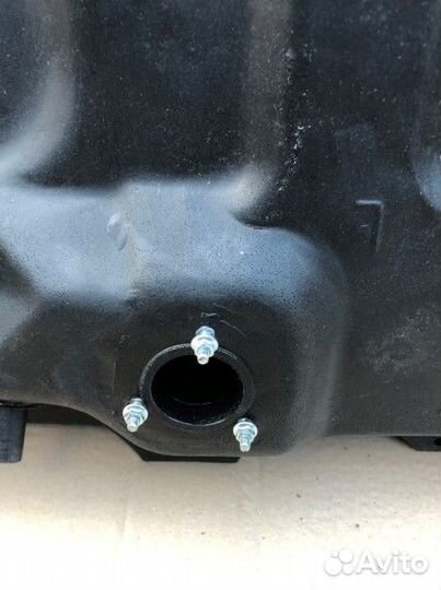 Бак бензобак Mitsubishi Lancer 9