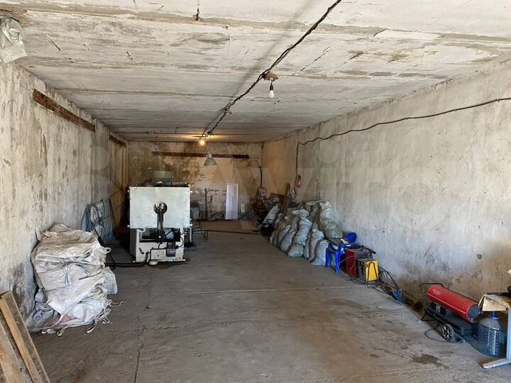 Производственная база, 2000 м²