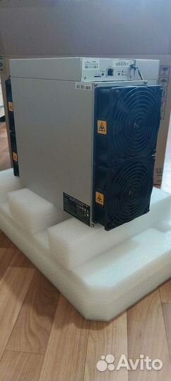 Bitmain Antminer L7 9050mh/s