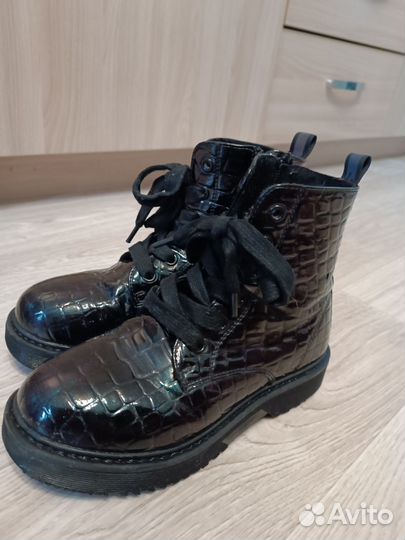 Ботинки демисезонные на девочку 32 размер