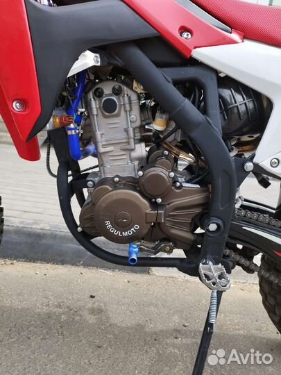 Regulmoto CRZ 300