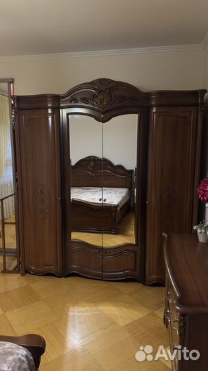 Спальный гарнитур бу