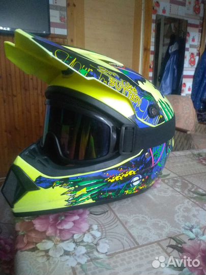 Шлем кроссовый