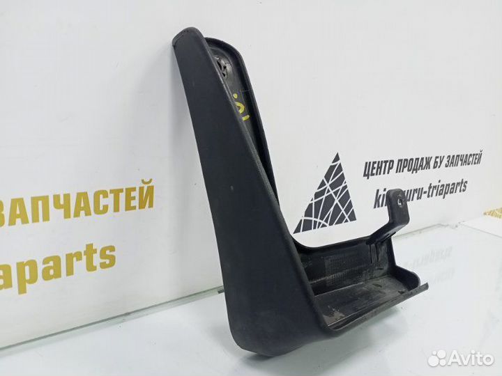 Брызговик передний левый Hyundai Tucson 3 TL до