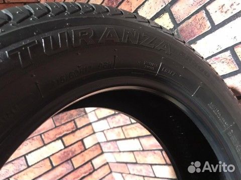 Bridgestone Turanza ER300 215/60 R17