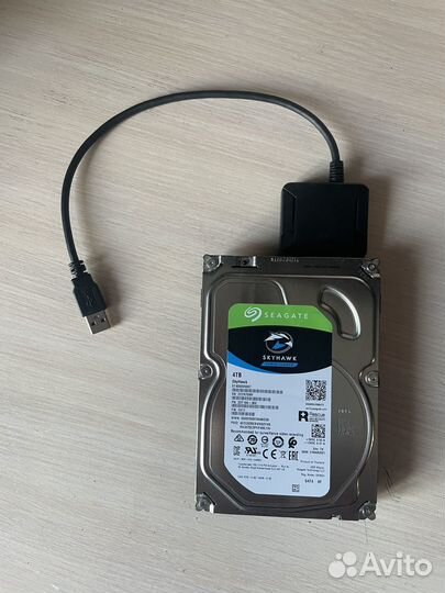 Жесткий диск HDD 4 тб Seagate Skyhawk