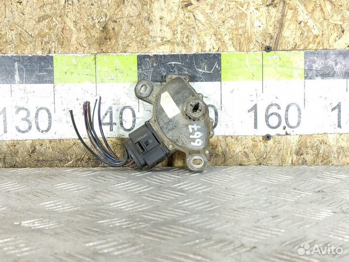 Селектор АКПП Skoda Octavia 2004 2013