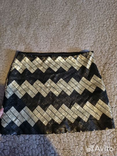 Юбка в пайетках мини