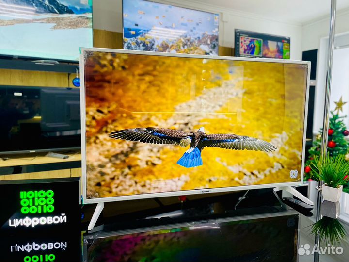 Телевизор Hartens 43