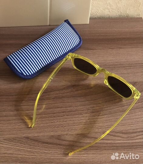 Детские солнцезащитные очки