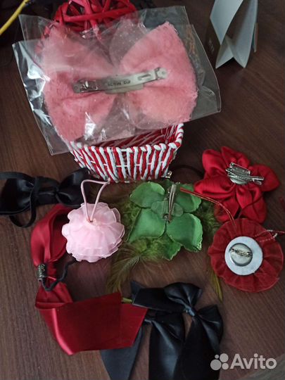 Украшения для одежды и на голову