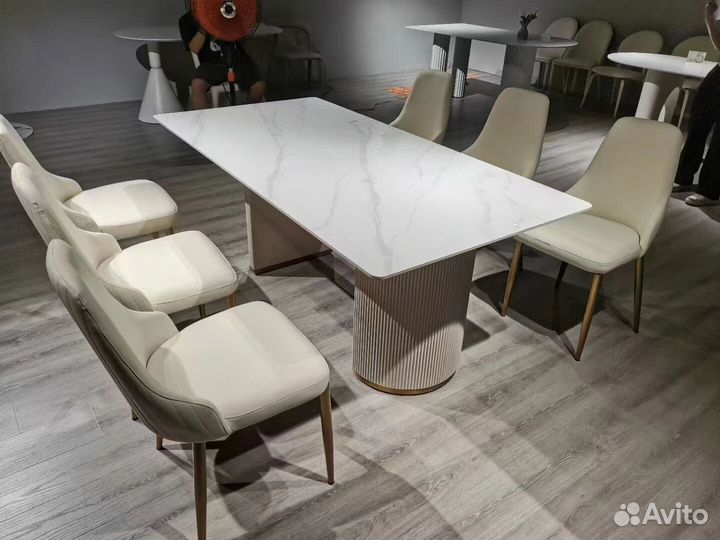 Столы дизайнерские для кафе