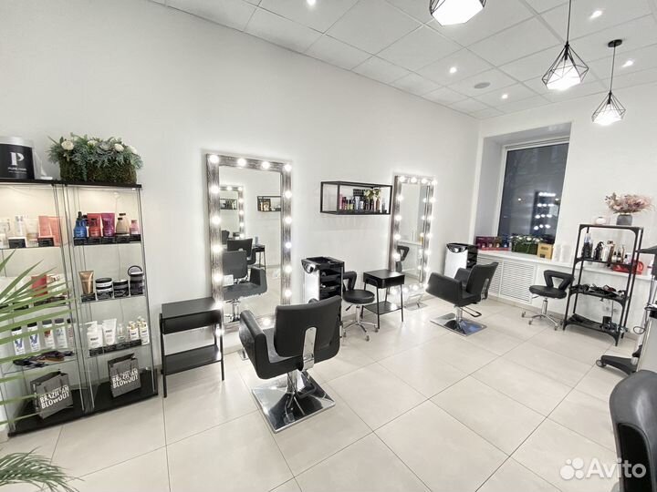 Парикмахер стилист колорист