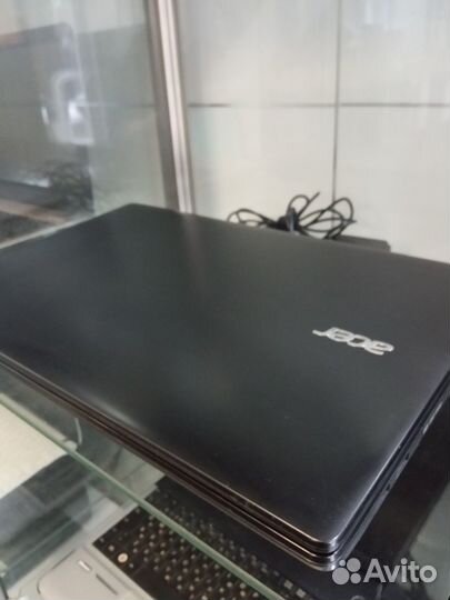 Ноутбук Acer E5-571G Intel Core i5-4210U\8\SSD 240