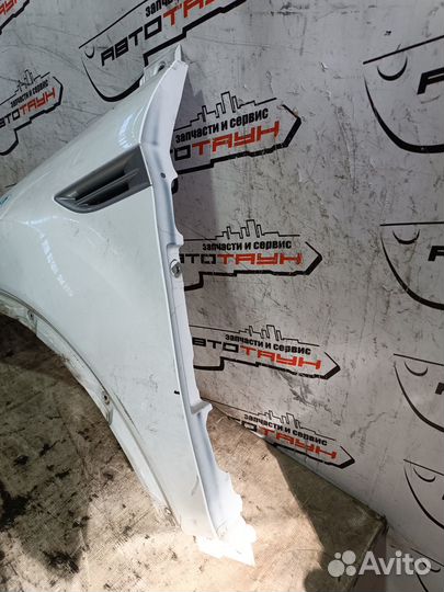 Крыло ford kuga CBV 1633115 переднее левое пластик белый DY367