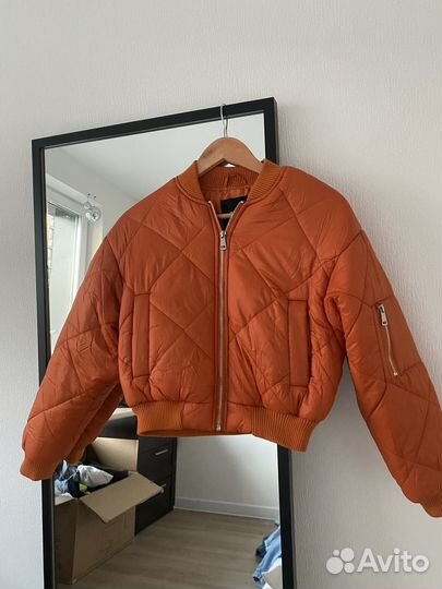 Пуховик женский короткий