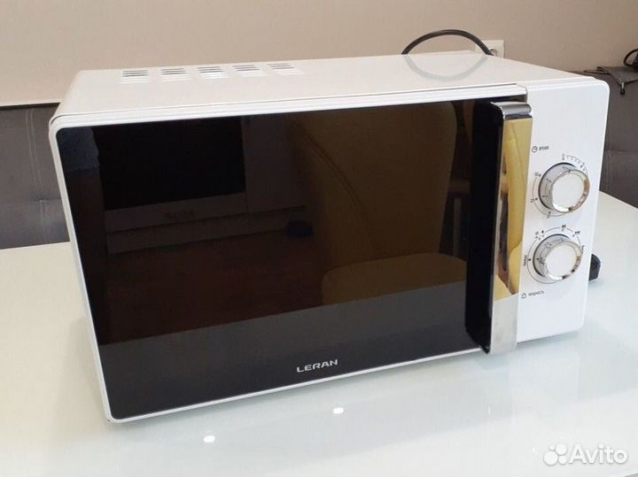 Микроволновая печь Leran