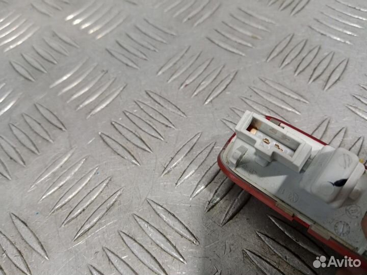 Б/У Плафон в обшивку двери #011