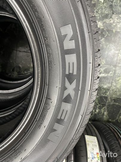 Nexen Roadian CT8 235/65 R16C 115R