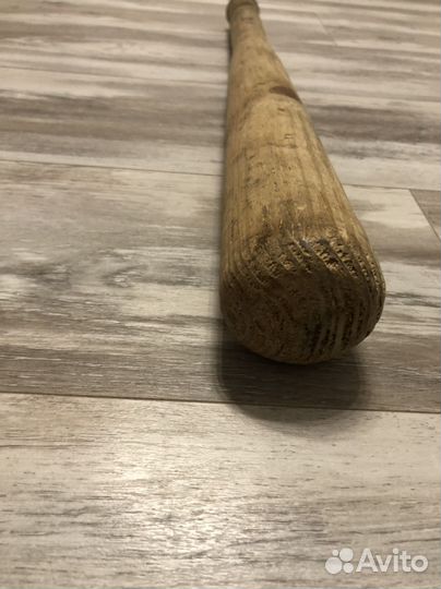 Бейсбольная бита