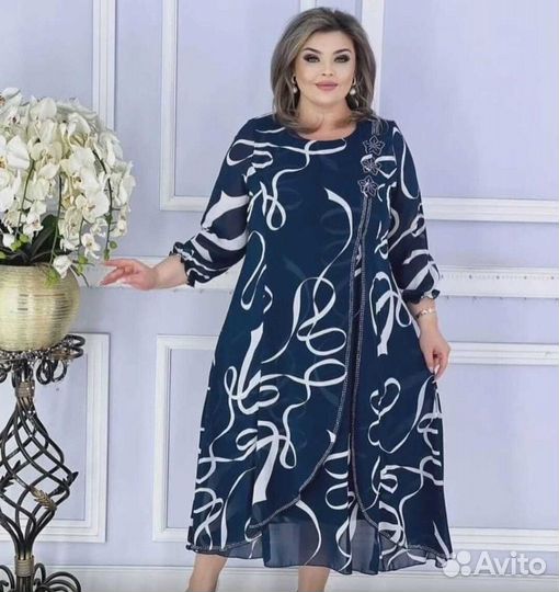 Нарядное женское платье больших размеров