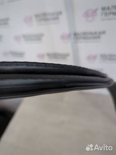 Уплотнитель двери передней BMW M5 F90 2019 7337000