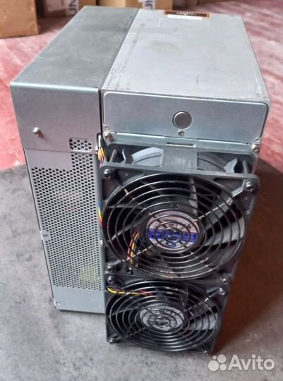 Бу S19j pro 104Th в наличии в Москве