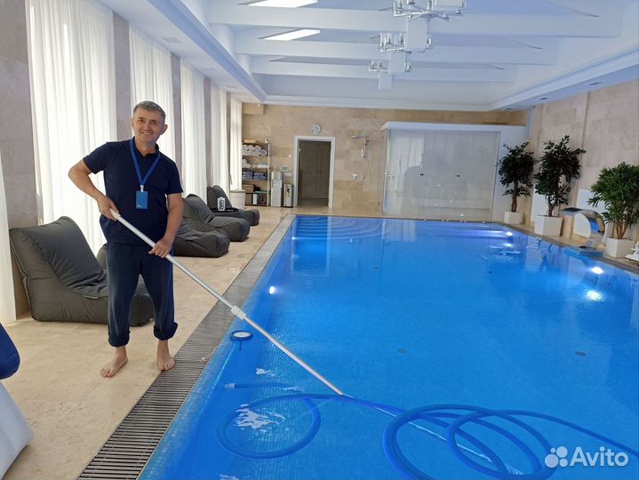 Помощники по хозяйству семейная пара