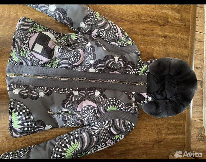 Куртка Женская